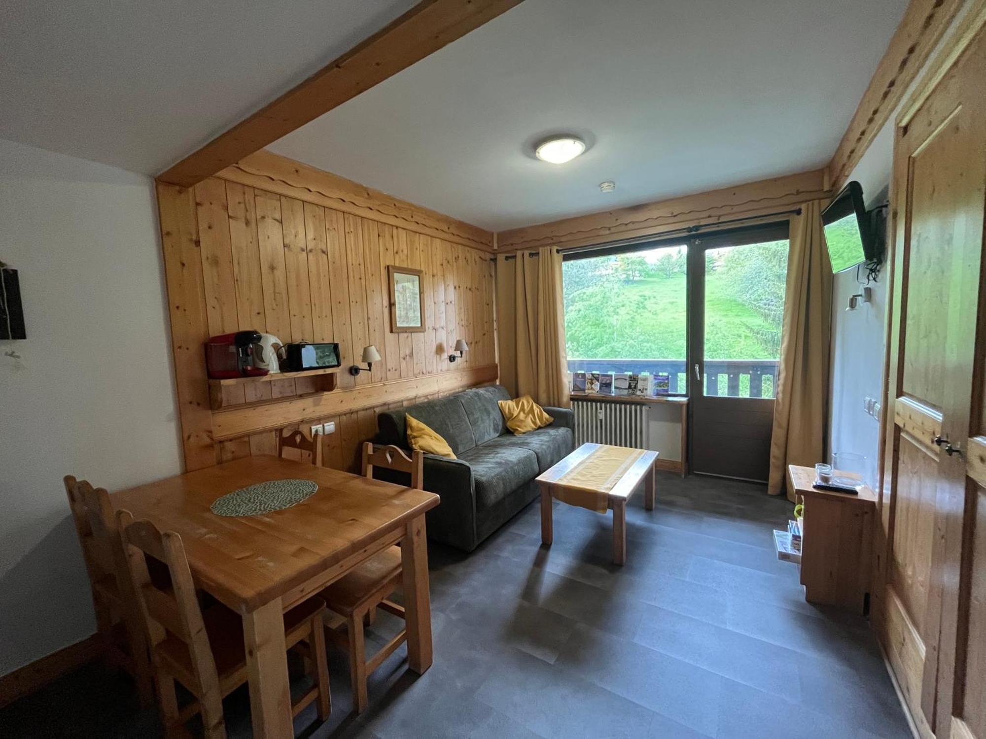 Appartement T2 Pour 6 Personnes A Комблу Экстерьер фото